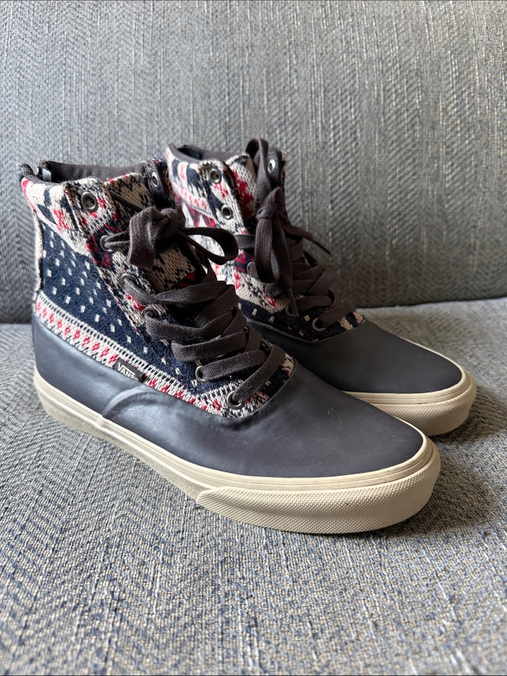 Vans OF the Wall Women’s High Top Knitted Back zip Duck Rubber Sneakers Sz: 7.5